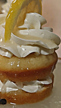 Load image into Gallery viewer, Lemon Bliss
